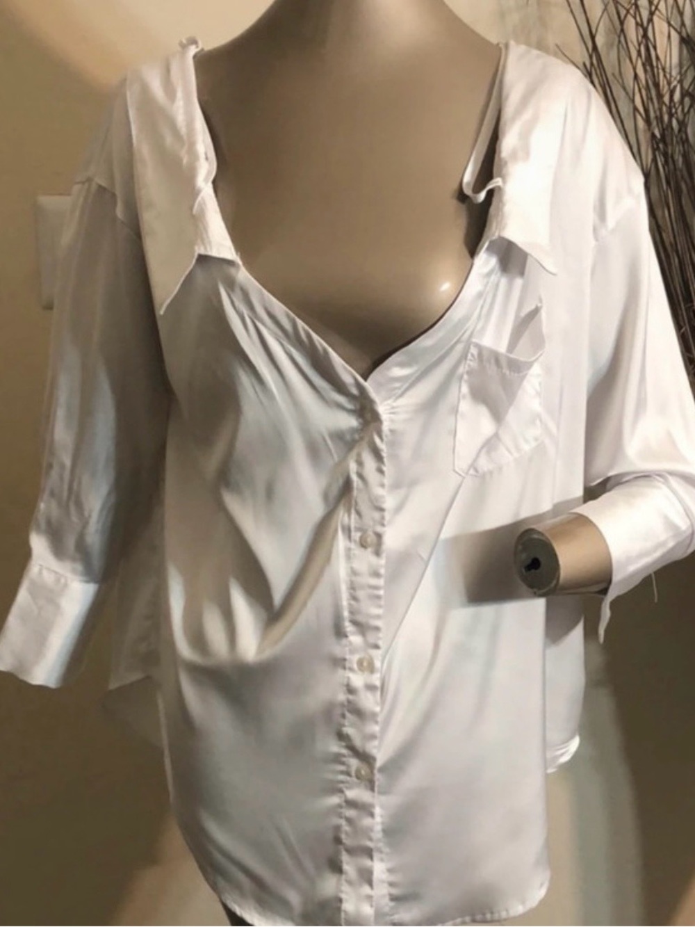 Mind Code White Button-Front V-Neck Blouse